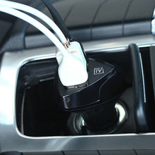 Load image into Gallery viewer, Remax 3 usb ports Car Charger Adapter 5V/4.2A Cigarette Lighter Quick Charger car phone charger For iPhone 7 6s Samgsung xiaomi